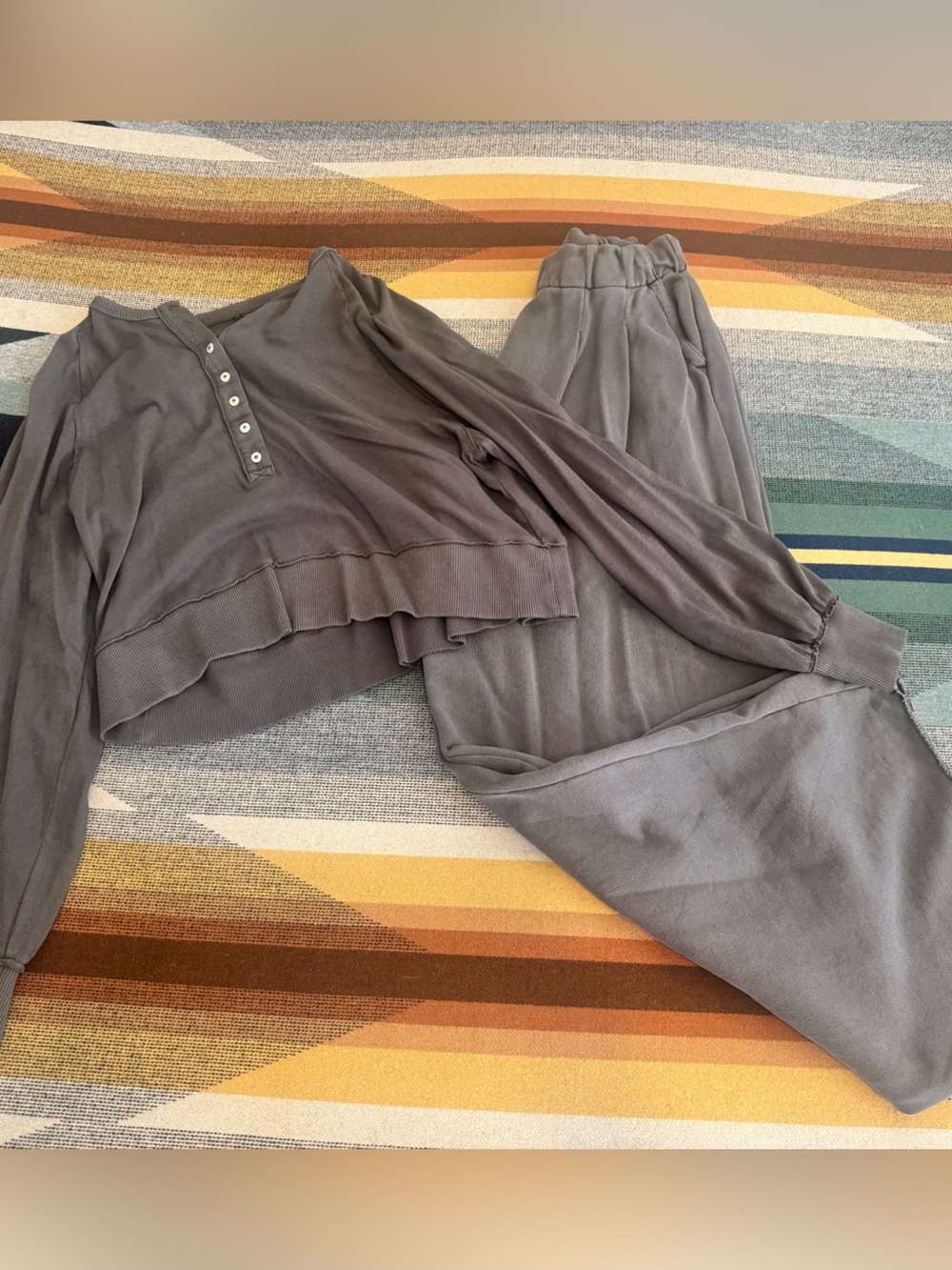 Women’s Gray Two-Piece Jogger Set - Long Sleeve Henley Top & Elastic Waist Pants